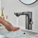 Torneira de banheiro bica baixa com sensor