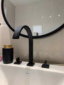 Torneira duplo comando para banheiro